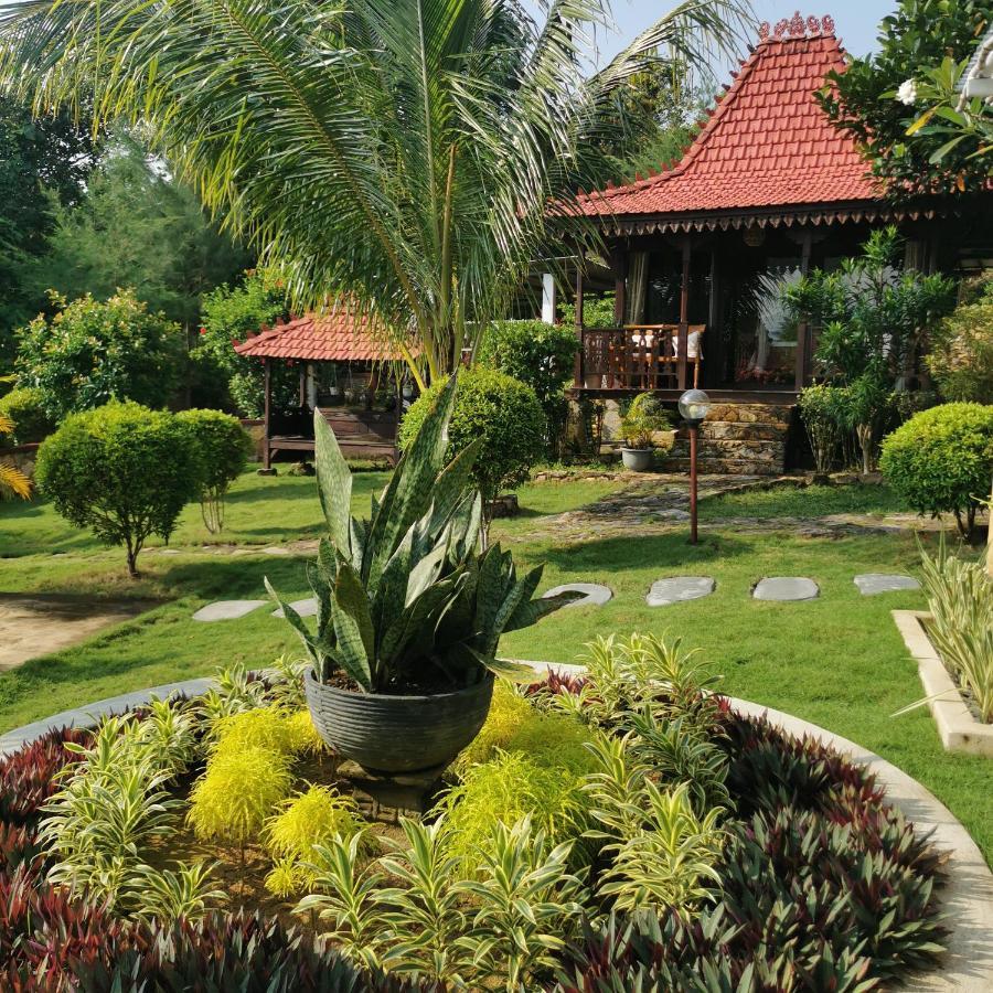 קרימונג'אווה Mirabelle Joglo Village מראה חיצוני תמונה